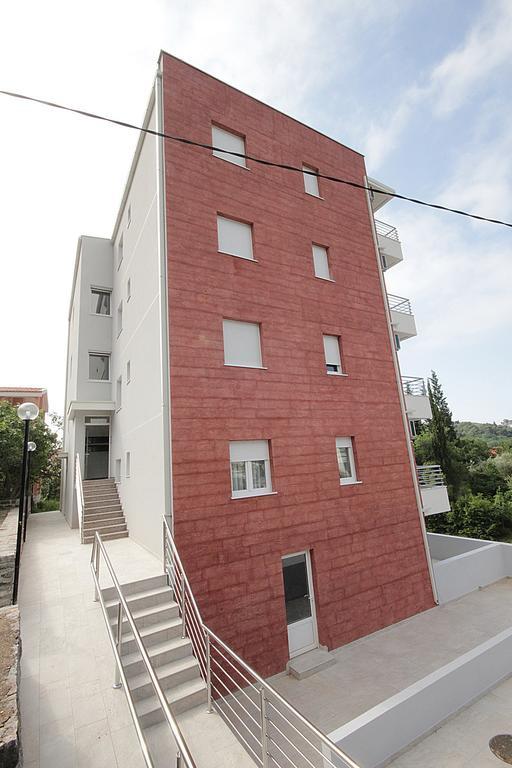 Apartments Residence Dj Petrovazzo Esterno foto